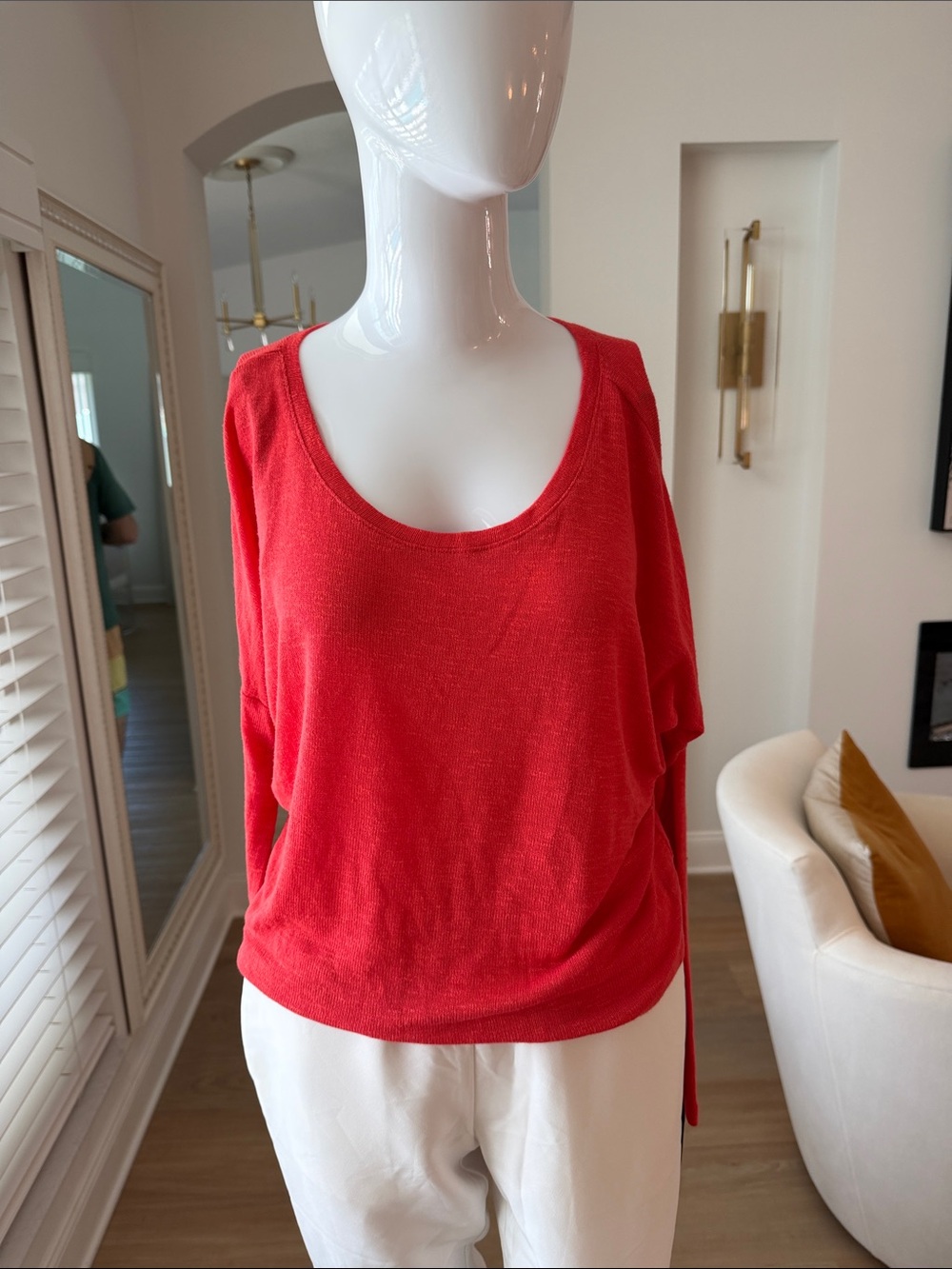 Jessica Simpson Red Scoop Neck Lightweight Sweater